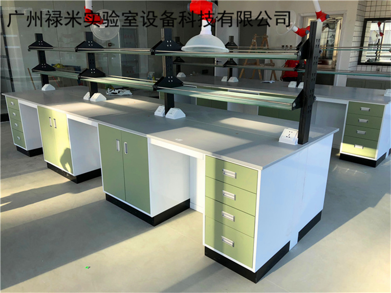 實驗室裝修之前選擇訂購實驗室家具的好處有哪些？